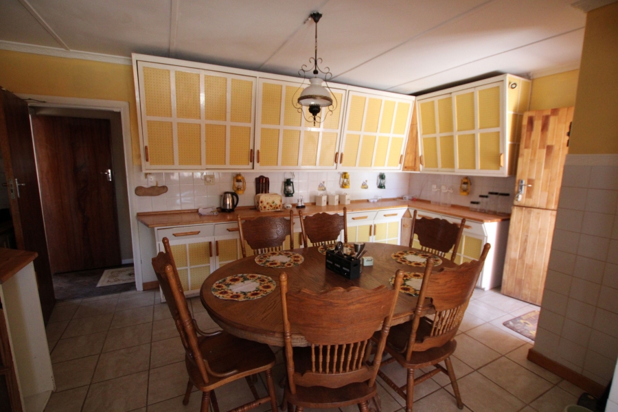 2 Bedroom Property for Sale in Fraserburg Northern Cape